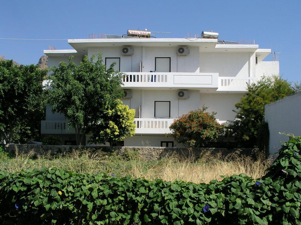 Studios George Palaiochora Habitación foto